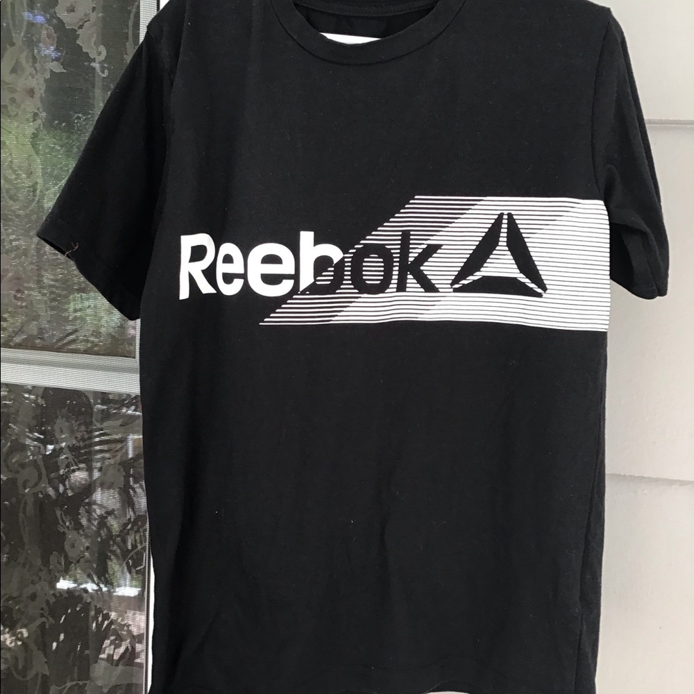 Shirt lot 3 Nike, Minecraft ,Reebok boys sz 8 -m-s  all 3 are 16” chest 21” long - Picture 9 of 15